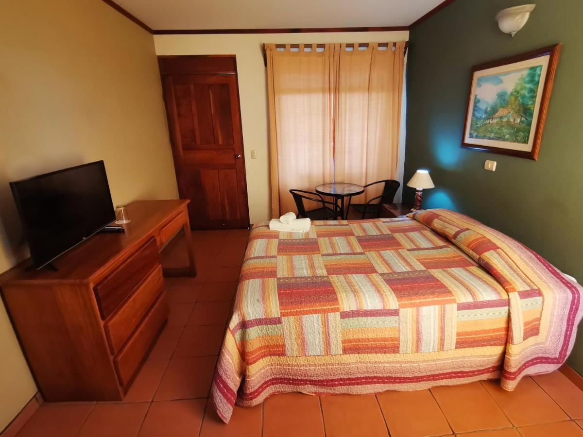 Tilarán Hotel Guadalupe מראה חיצוני תמונה